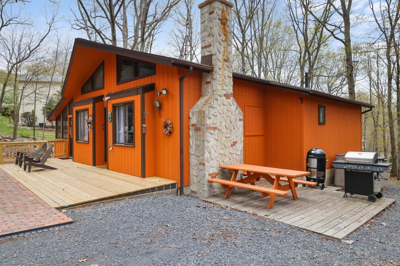 Premier Cozy Cabin - Free Amenities & Comm Indoor Pools Bushkill Exterior foto